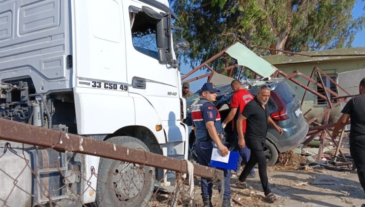 Mersin’deki Trafik Kazasında 1 Kişi Yaşamını Yitirdi, 6 Kişi Yaralandı