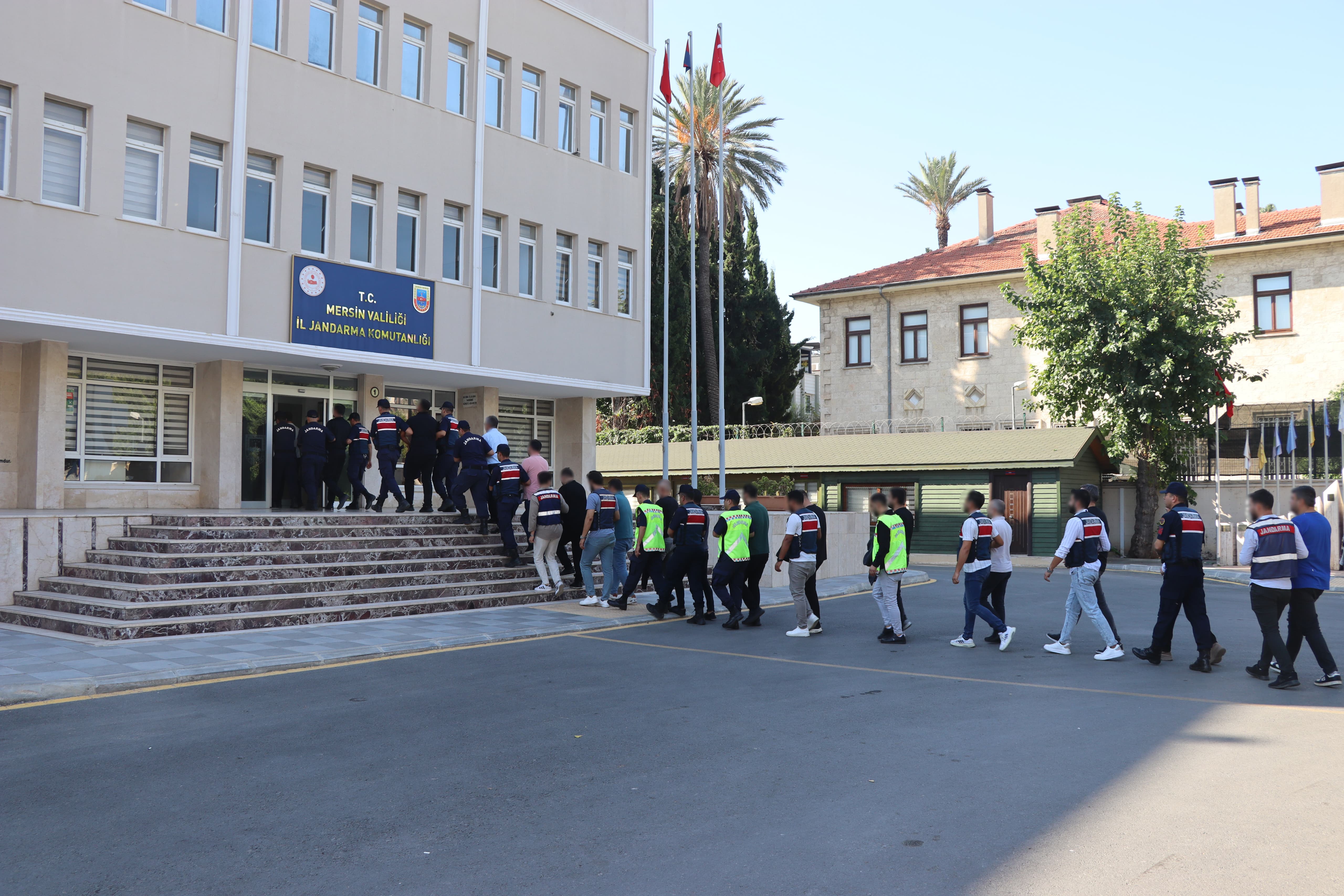Mersin Merkezli Operasyon: 22 Şüpheli Gözaltında