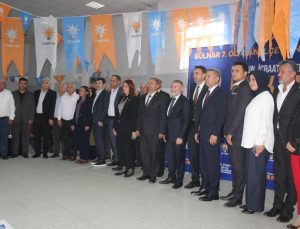 AK Parti Gülnar İlçe Kongresi’nde Ahmet Şahin Yeniden Başkan Seçildi