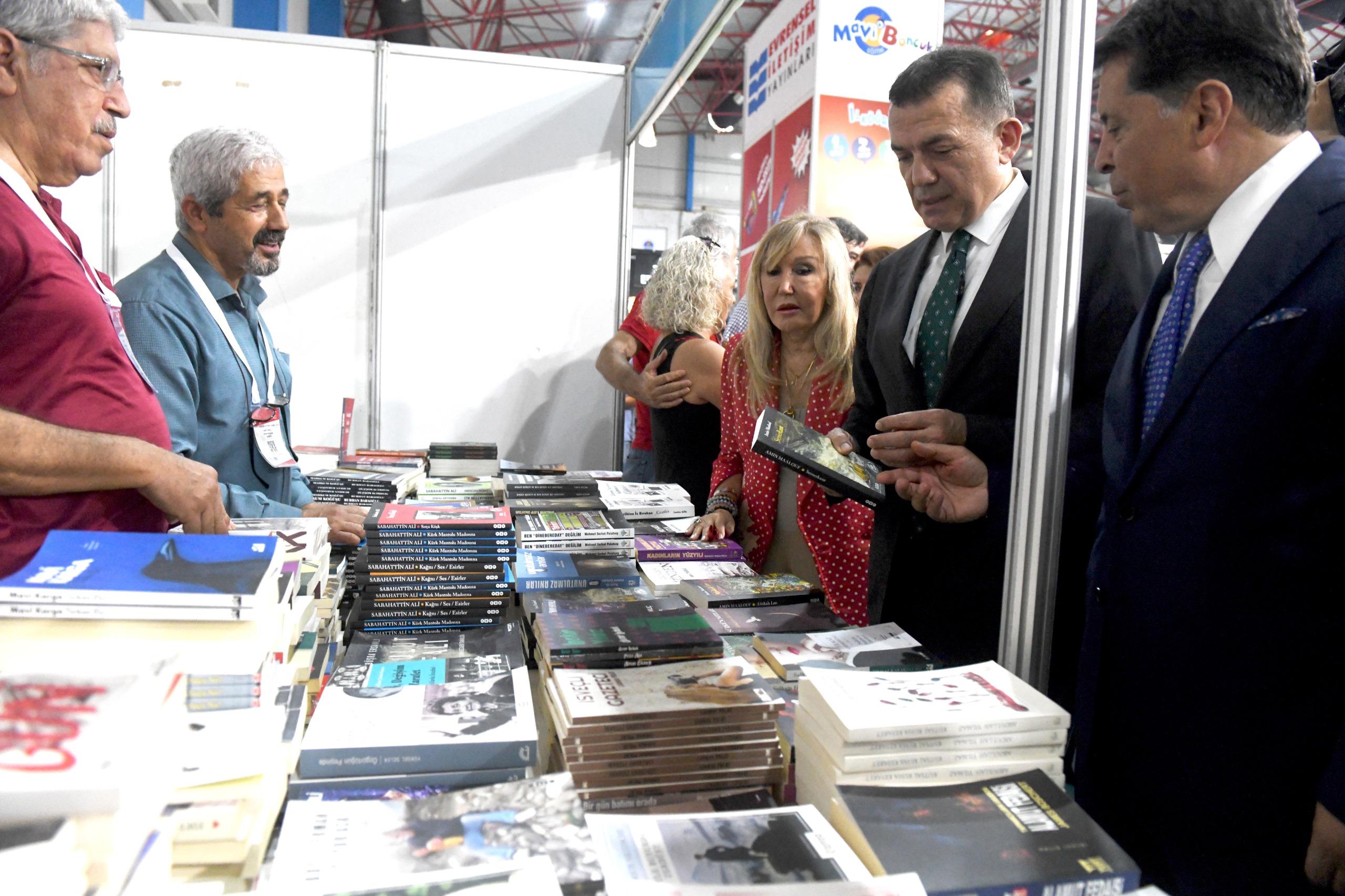 Mersin'de Uluslararası Kültür Festivali ve Kitap Fuarı Başladı