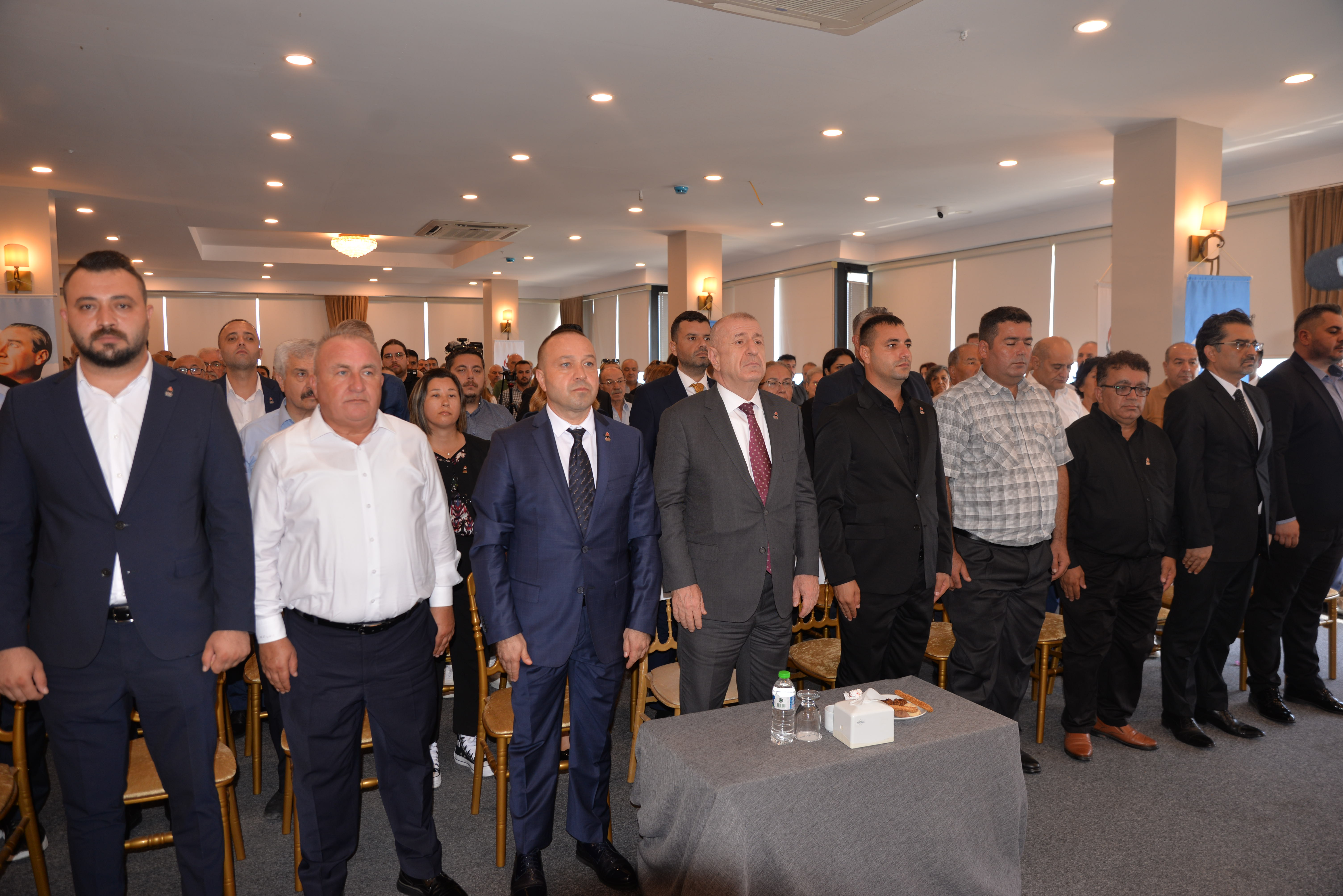 Mersin'de Zafer Partisi Kongresi Gerçekleşti