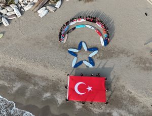Mersin’de Atatürk Anma Etkinliği